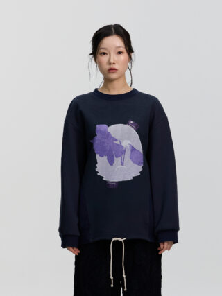 Moon Face Sweatshirt (inkyoung)